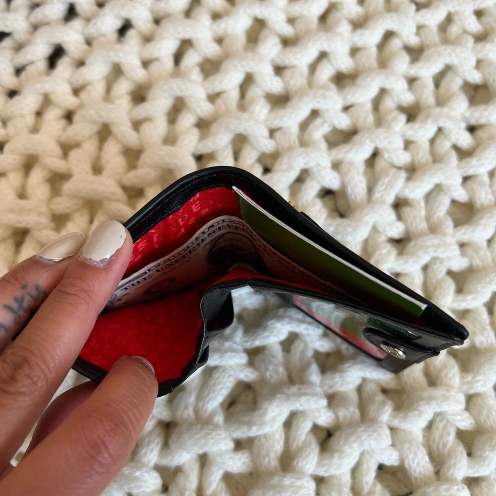 KATE SPADE Wallet - Picture 4 of 5